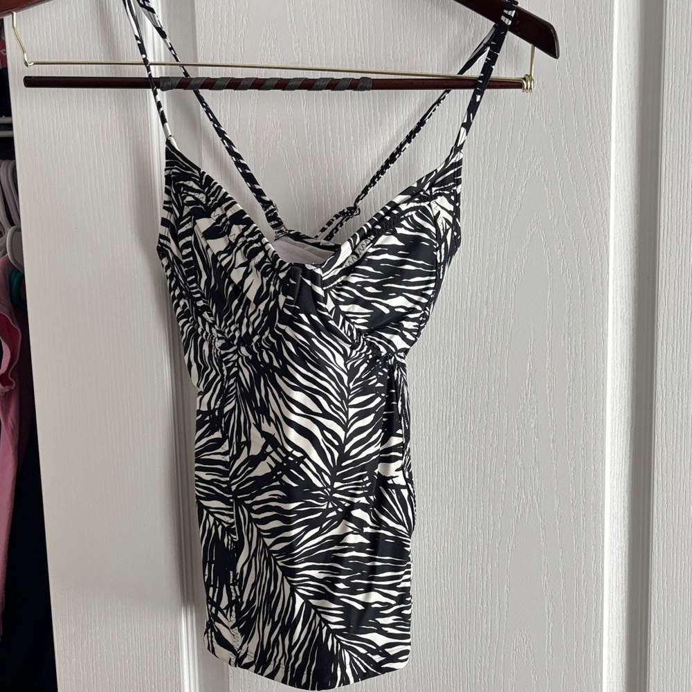 Athleta Zebra Print Tankini Top